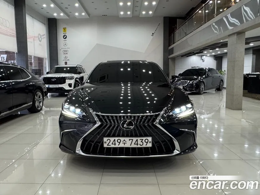Lexus ES 2025 из KR, фото 2