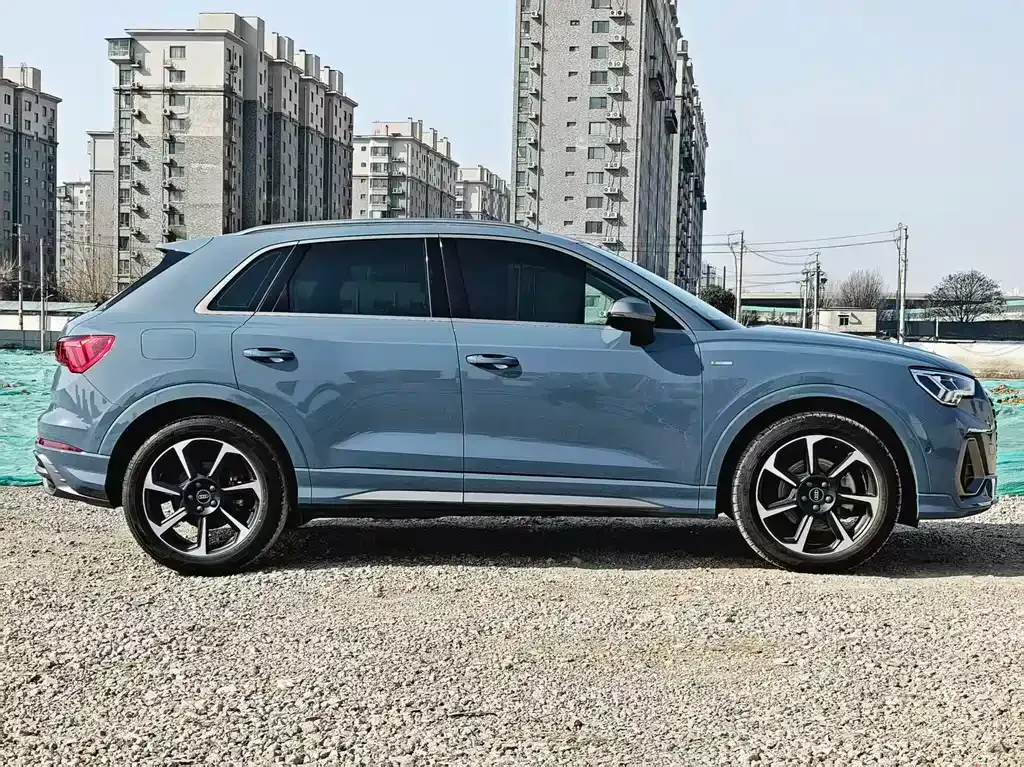Audi Q3 — фото 5