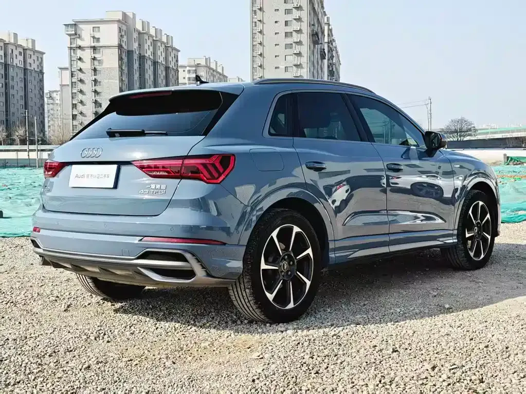 Audi Q3 — фото 7