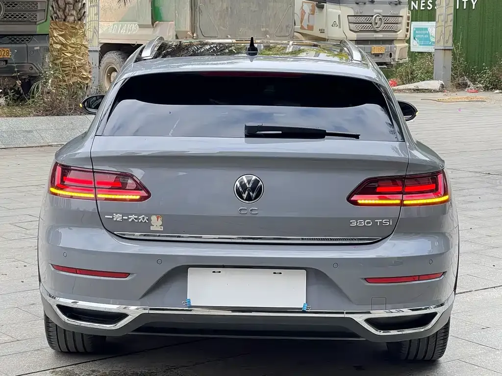 Volkswagen CC — фото 9