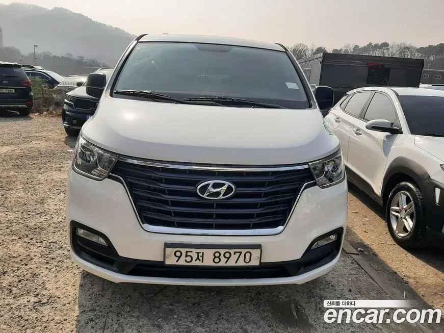 Hyundai Starex 2021 из KR, фото 1
