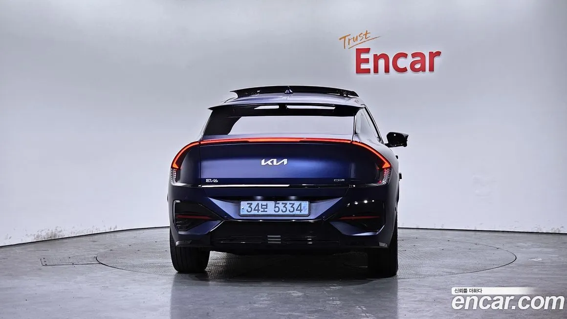 Kia EV6 — фото 5