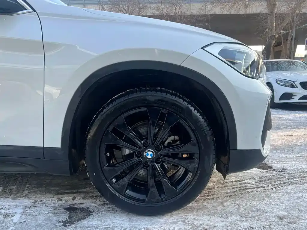 BMW X1 2022 из CN, фото 3