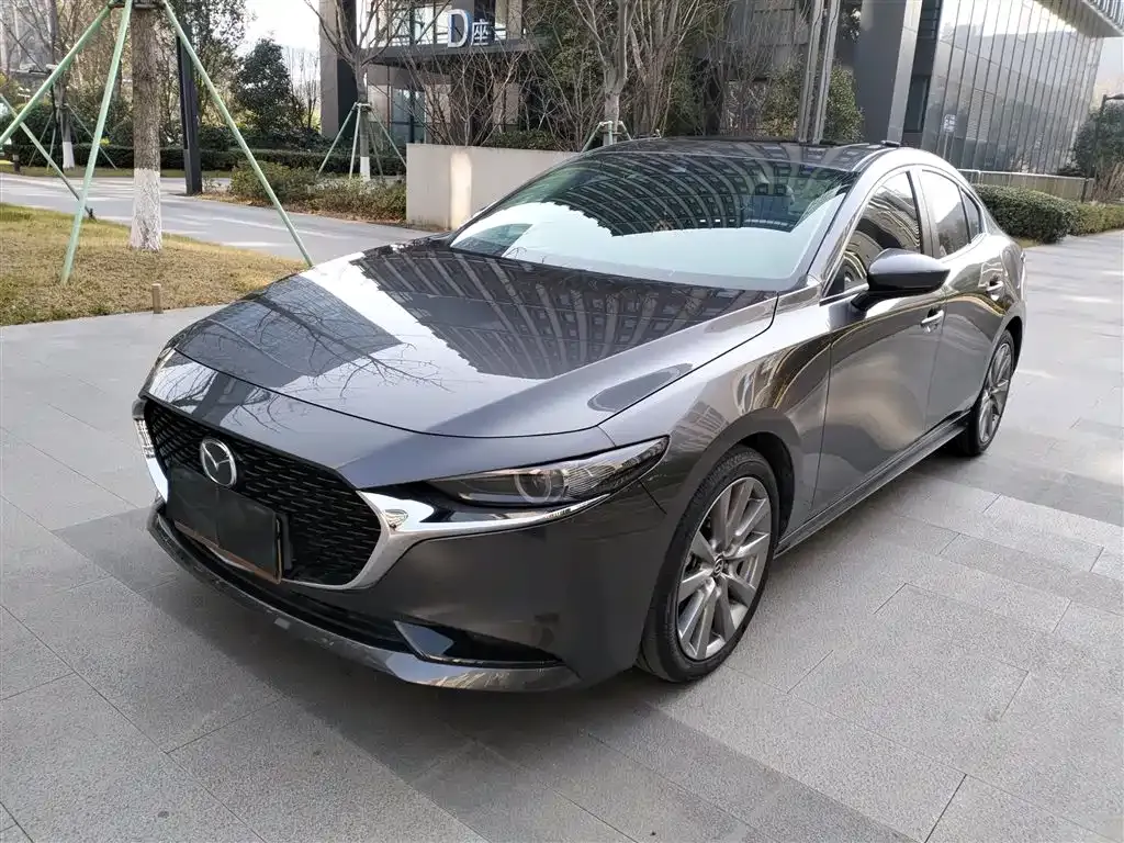 Mazda 3 Axela 2024 из CN, фото 1