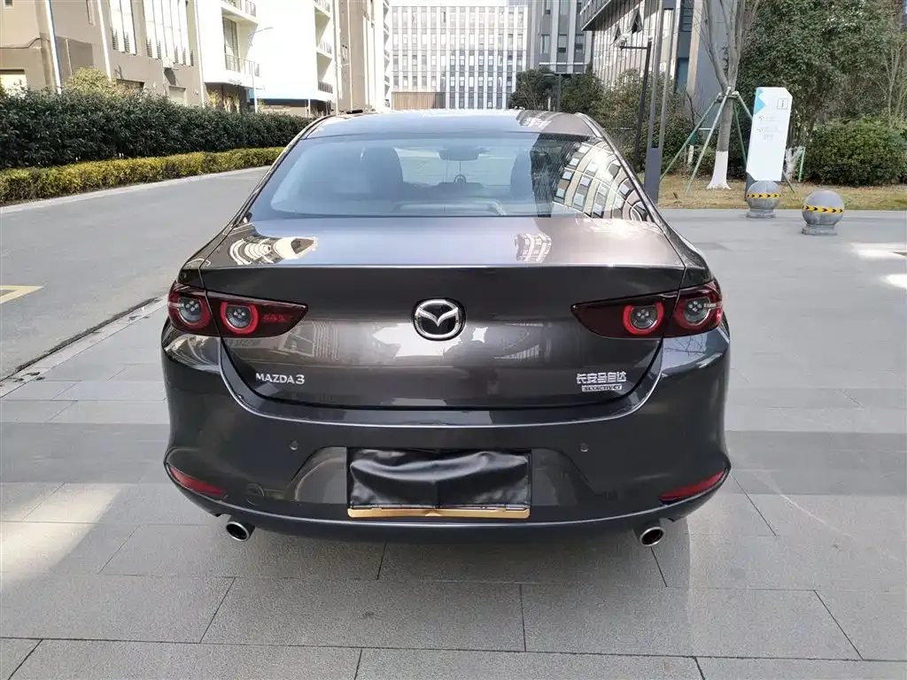 Mazda 3 Axela 2024 из CN, фото 4