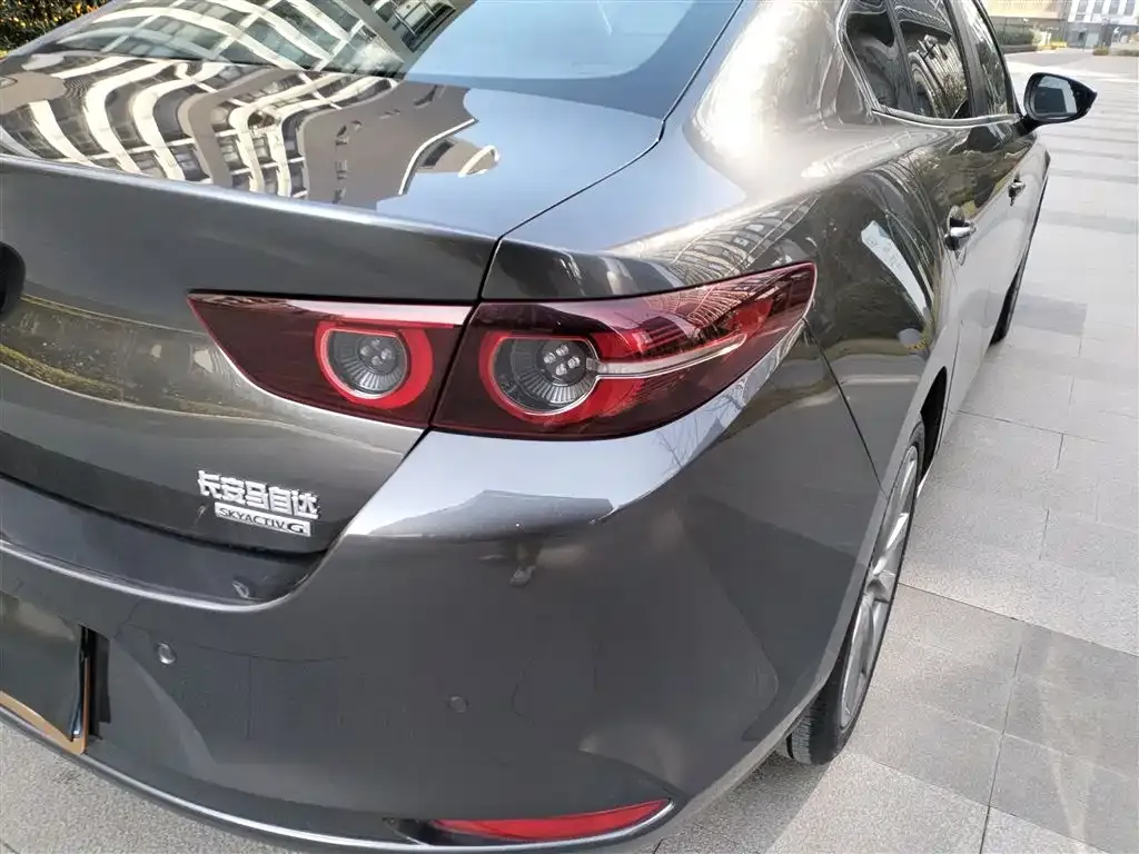 Mazda 3 Axela 2024 из CN, фото 3