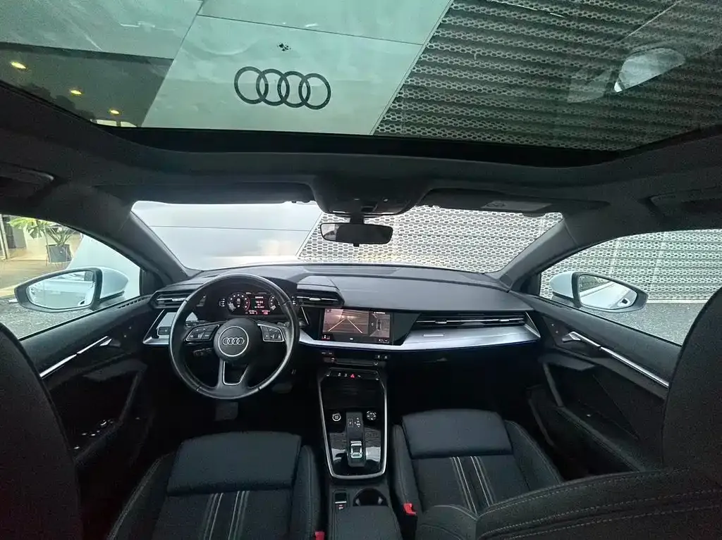 Audi A3 2024 из CN, фото 10