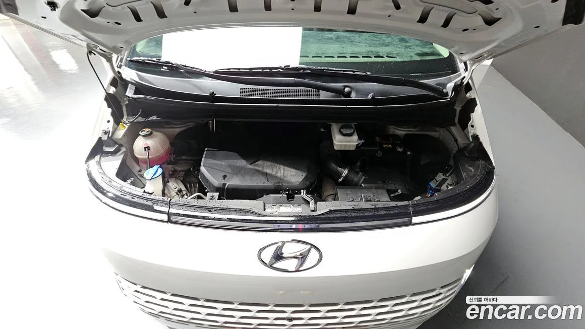 Hyundai Staria — фото 4