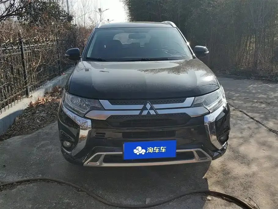 Mitsubishi Outlander 2021 из CN, фото 5
