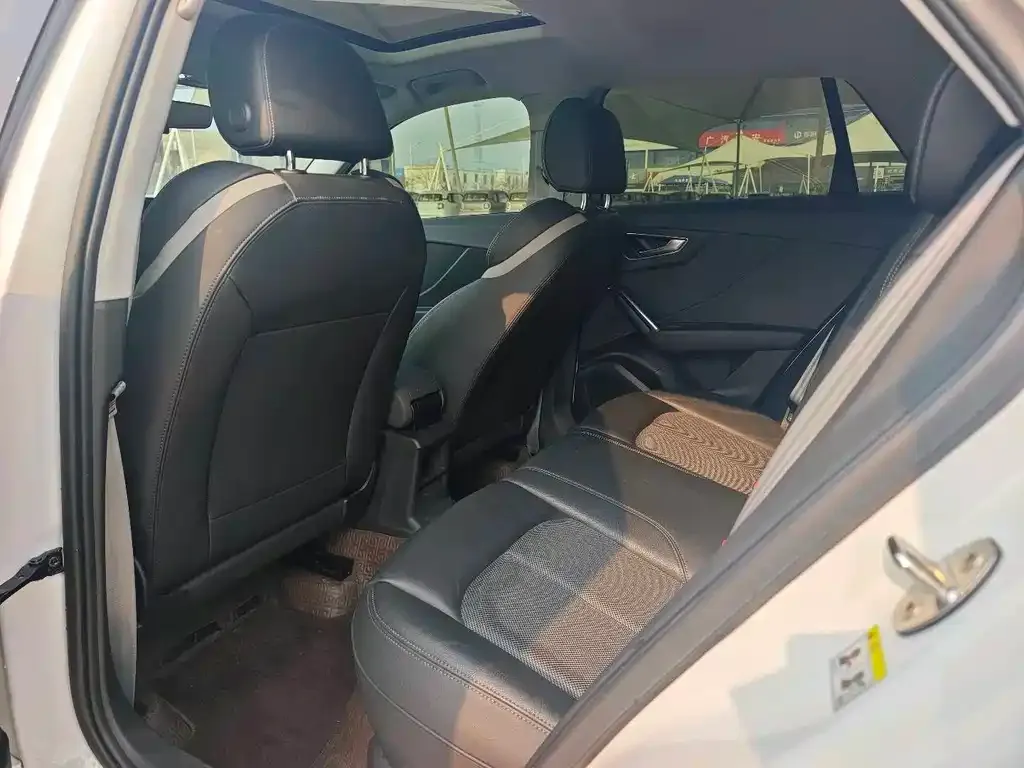 Audi Q2L 2021 из CN, фото 5