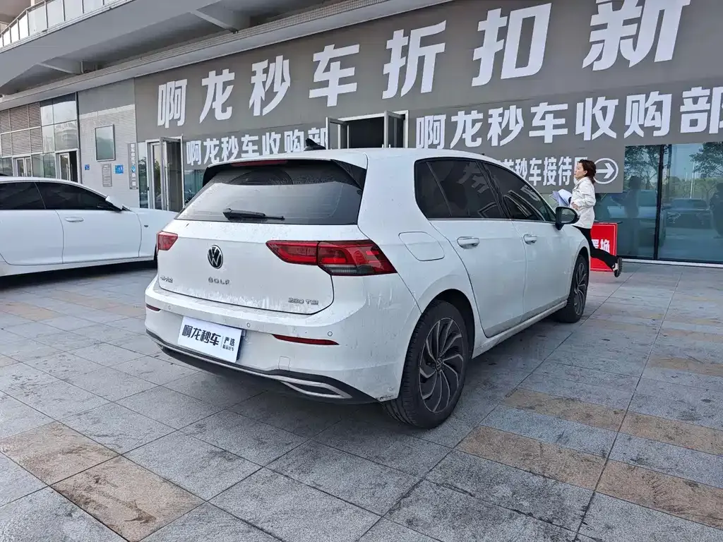 Volkswagen Golf 2022 из CN, фото 9