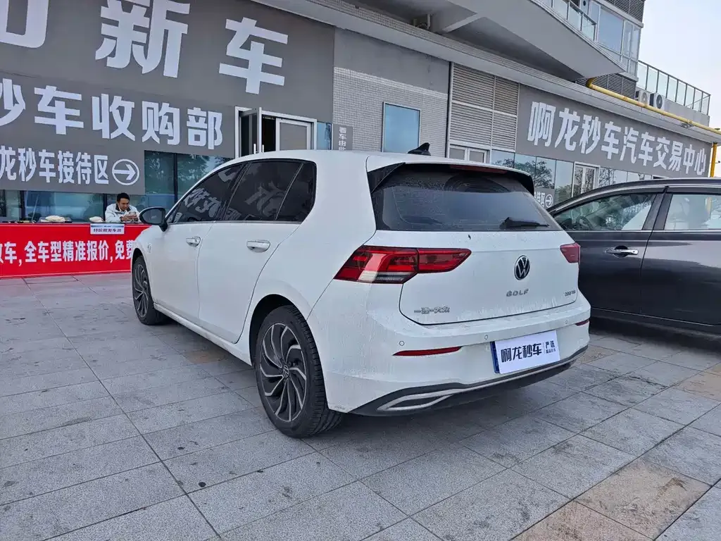 Volkswagen Golf 2022 из CN, фото 4