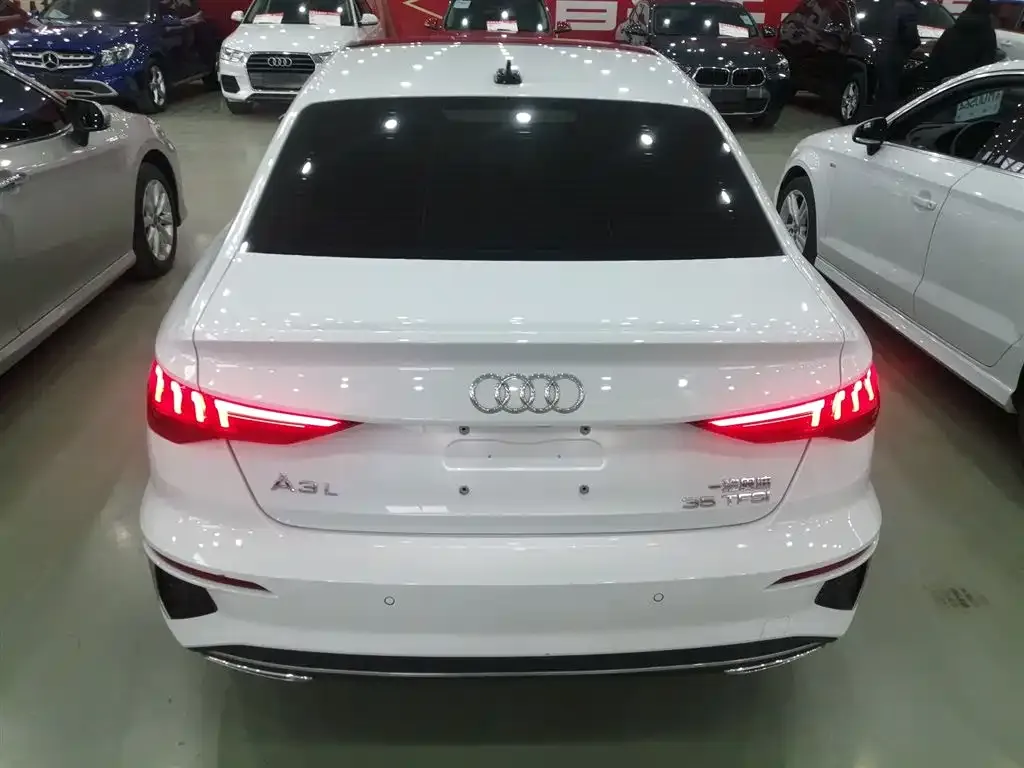 Audi A3 — фото 9