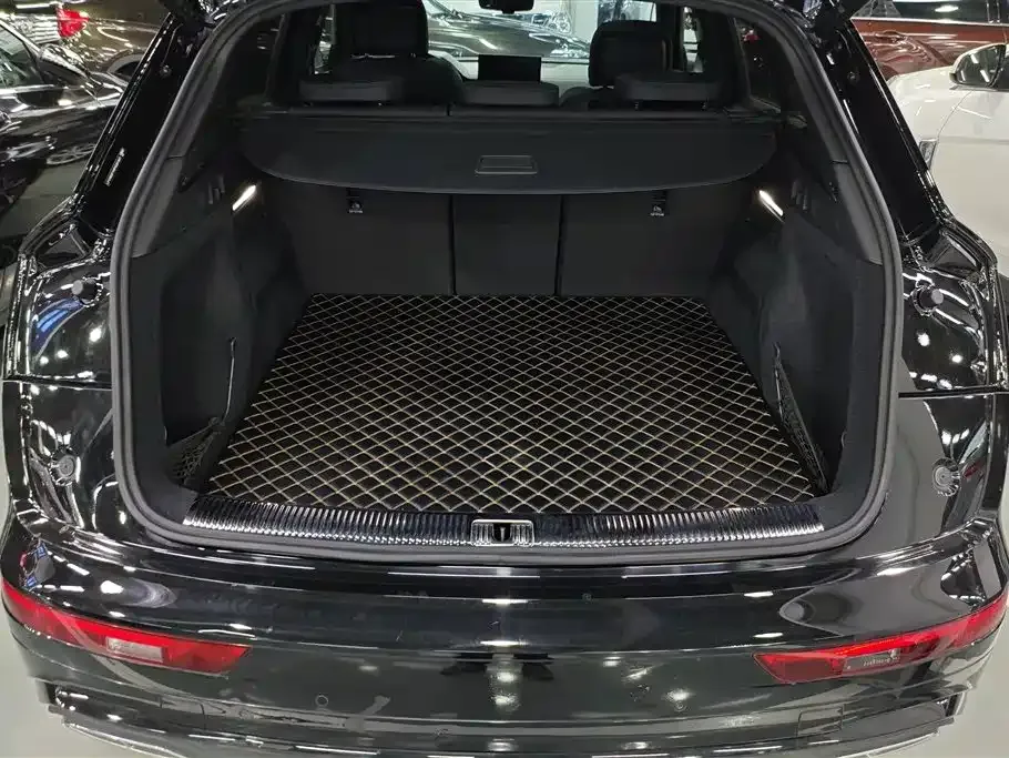 Audi Q5L 2023 из CN, фото 7