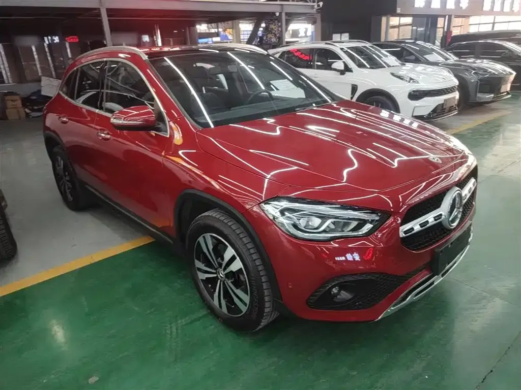 Mercedes-Benz GLA — фото 7