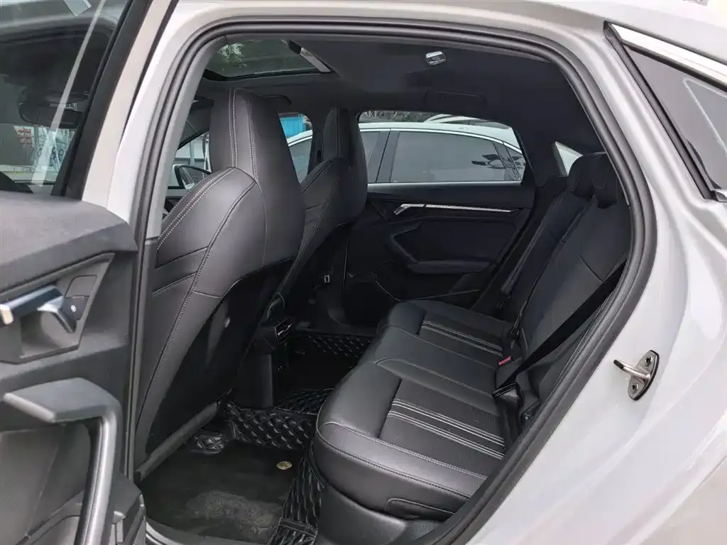 Audi A3 2022 из CN, фото 2