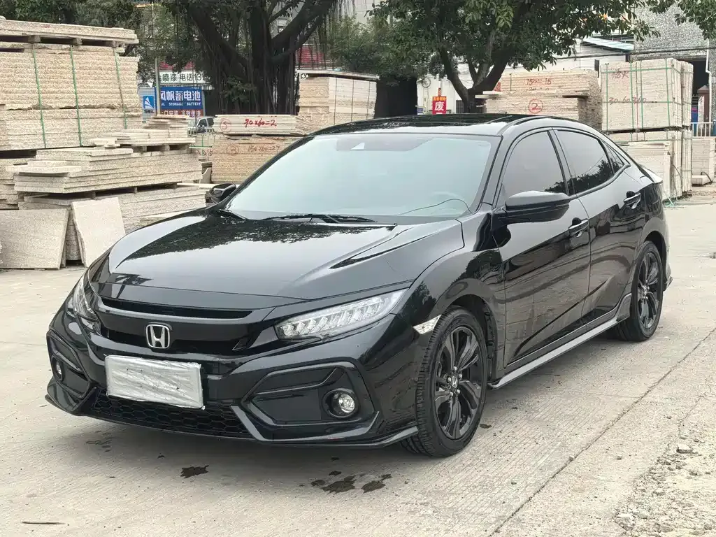 Honda Civic — фото 1