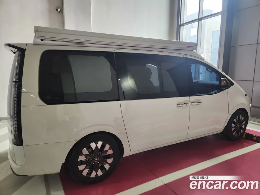Hyundai Staria 2023 из KR, фото 9