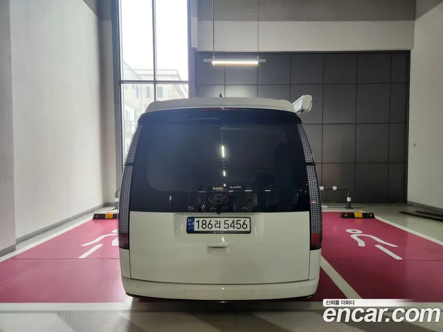Hyundai Staria 2023 из KR, фото 8