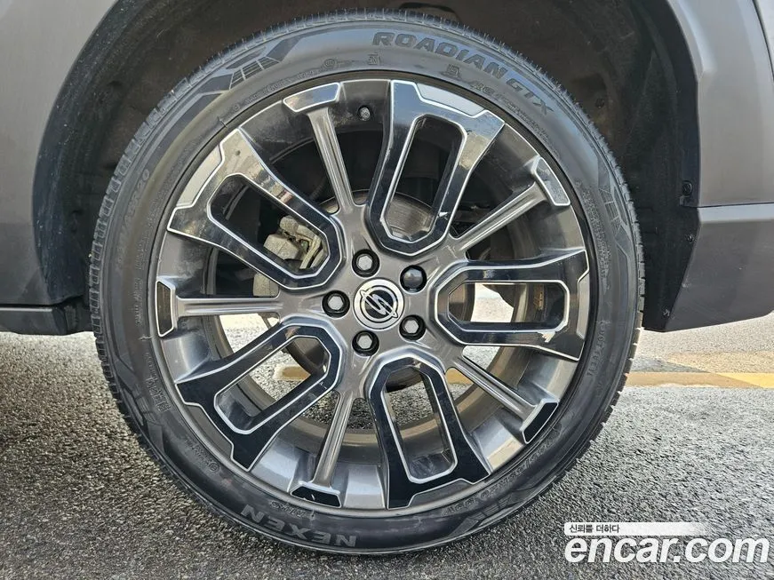 KG Mobility (Ssangyong) Torres — фото 9