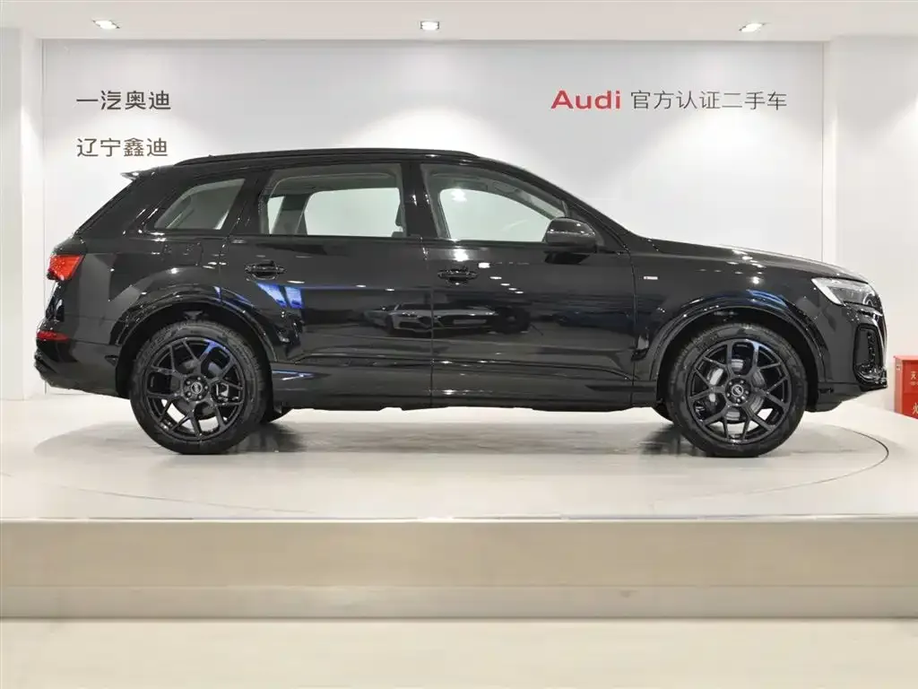 Audi Q7 2026 из CN, фото 5