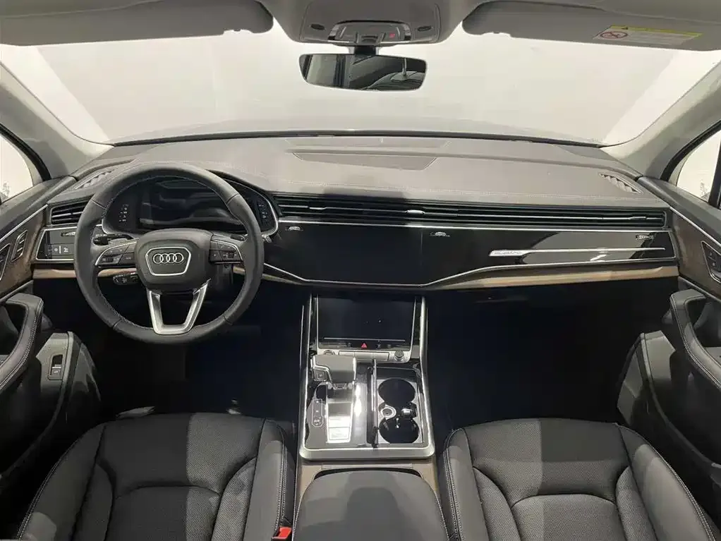 Audi Q7 2026 из CN, фото 9