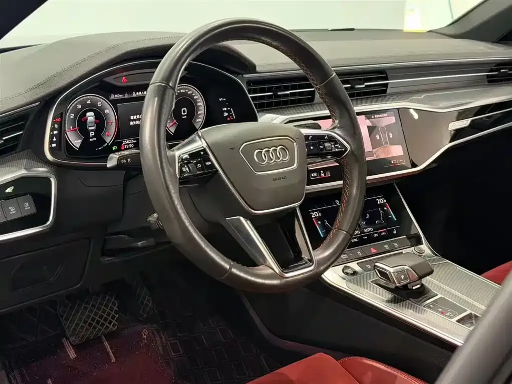 Audi A6L — фото 9