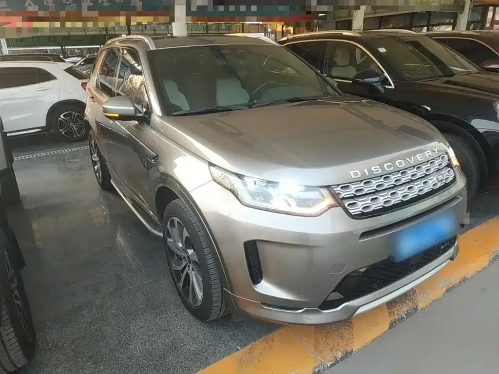 Land Rover Discovery Sport — фото 10