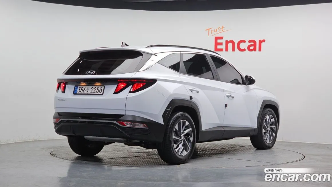 Hyundai Tucson 2023 из KR, фото 9