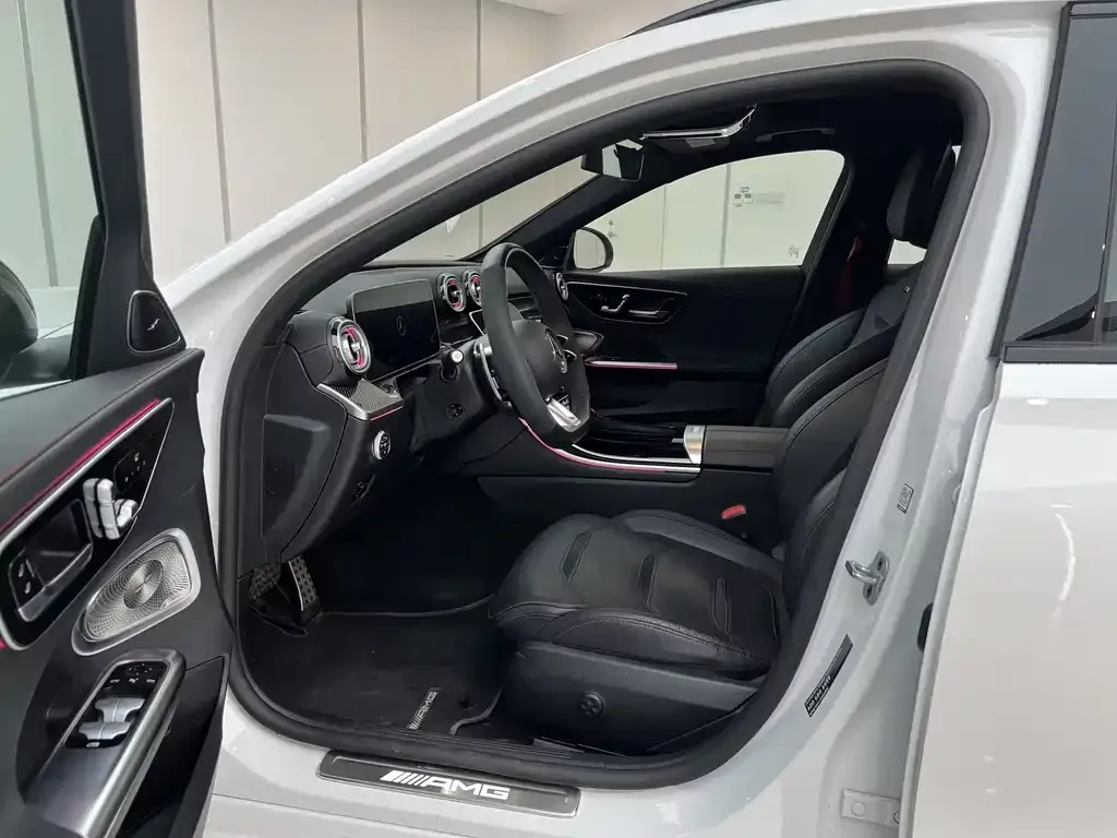 Mercedes-Benz C-Class AMG — фото 10