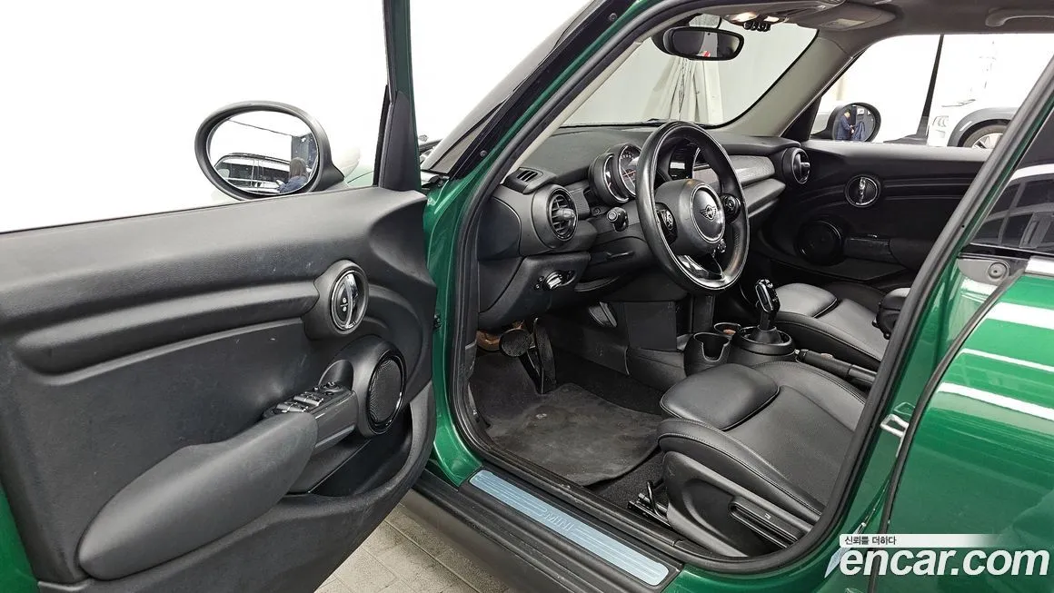 Mini Cooper 2021 из KR, фото 3