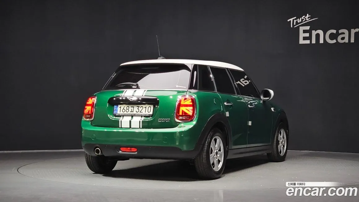 Mini Cooper 2021 из KR, фото 10