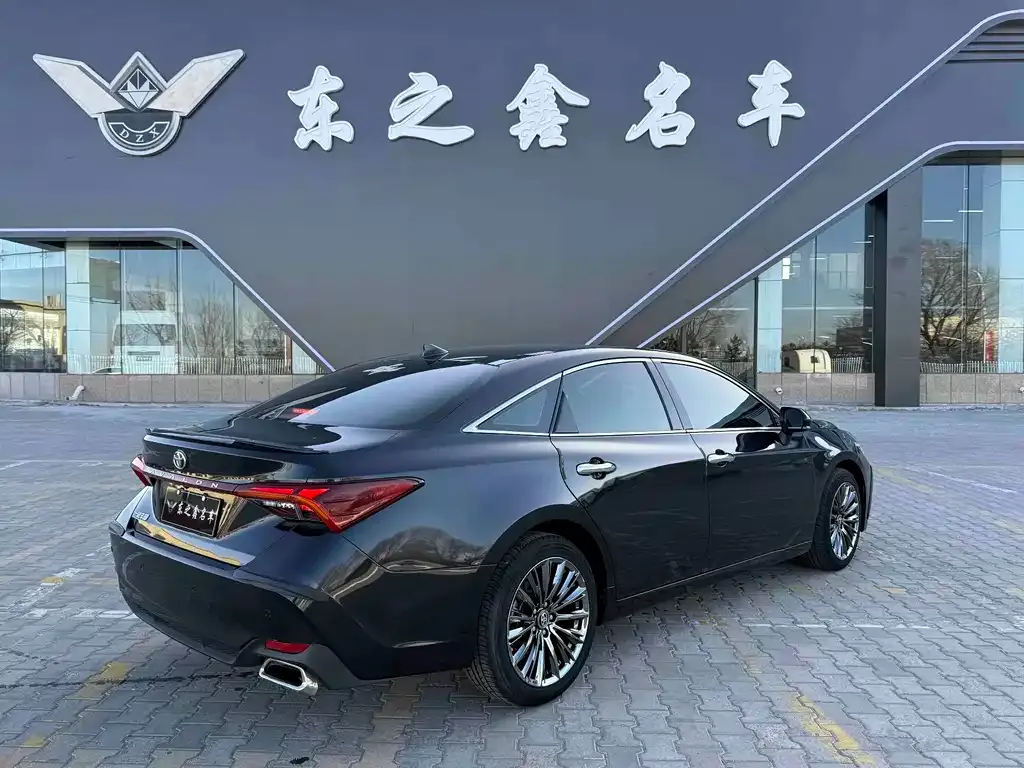 Toyota Avalon 2023 из CN, фото 7