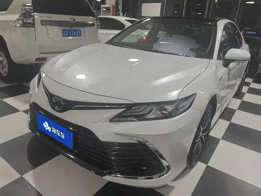 Toyota Camry 2022 из CN, фото 1