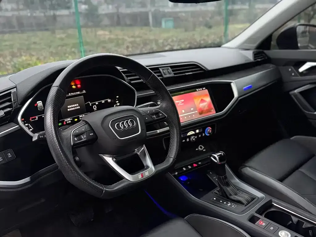 Audi Q3 Sportback 2022 из CN, фото 2