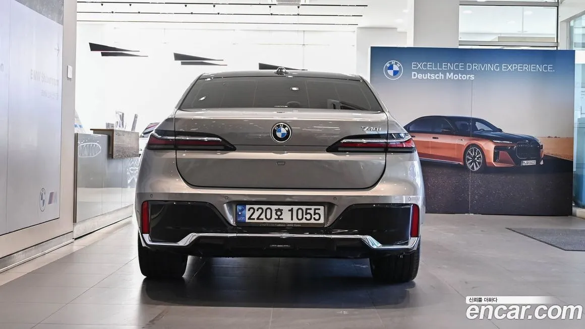 BMW 7-Series 2023 из KR, фото 8