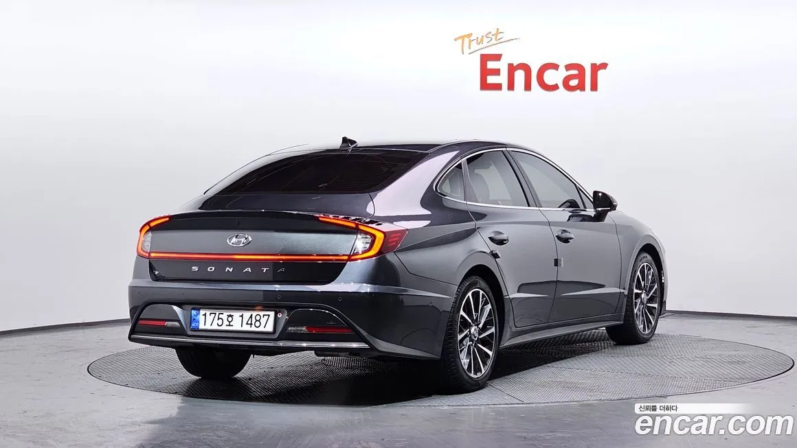 Hyundai Sonata 2023 из KR, фото 2