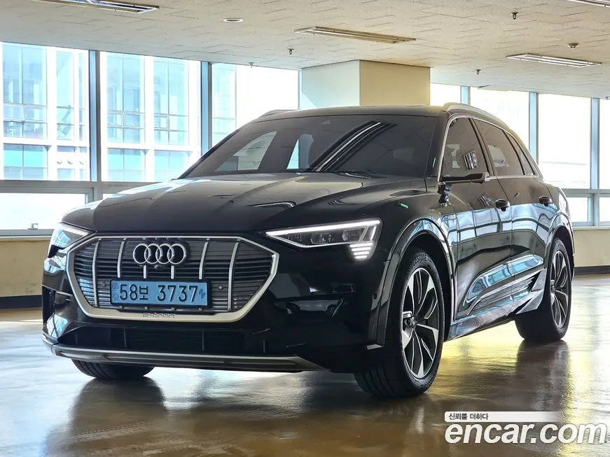 Audi e-tron 2023 из KR, фото 1