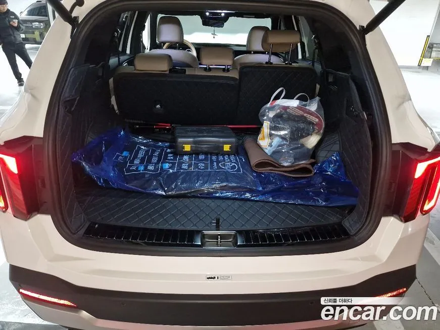 Kia Sorento — фото 5