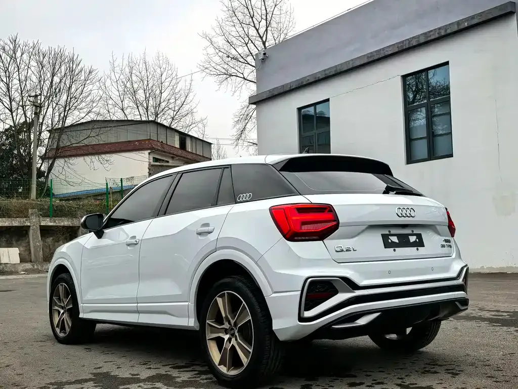 Audi Q2L 2022 из CN, фото 5