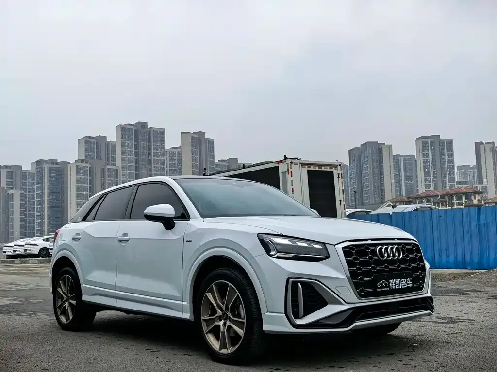 Audi Q2L 2022 из CN, фото 4