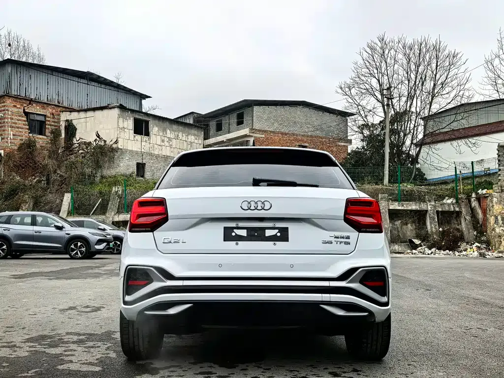 Audi Q2L 2022 из CN, фото 9
