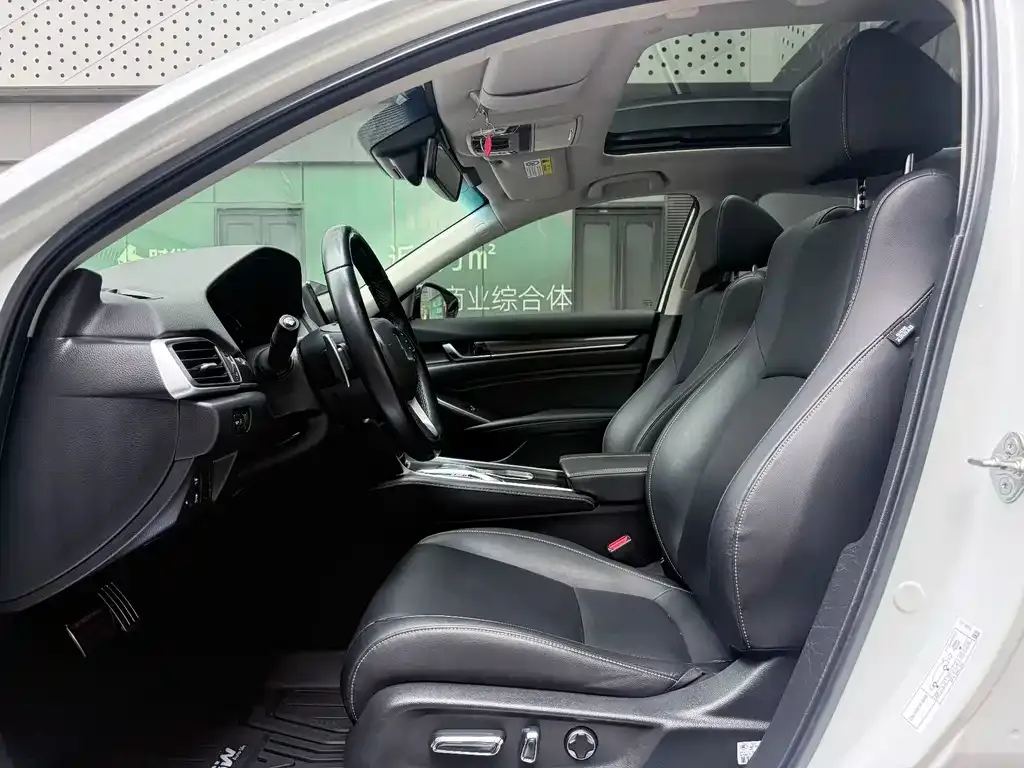 Honda Accord 2023 из CN, фото 4