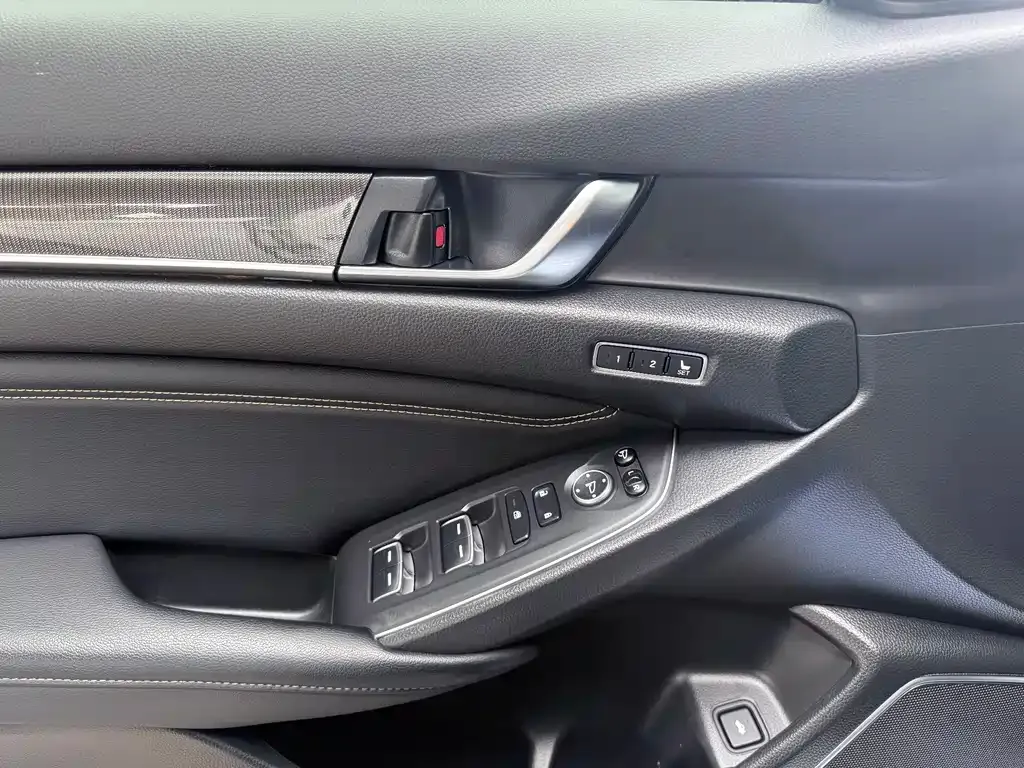 Honda Accord 2023 из CN, фото 7