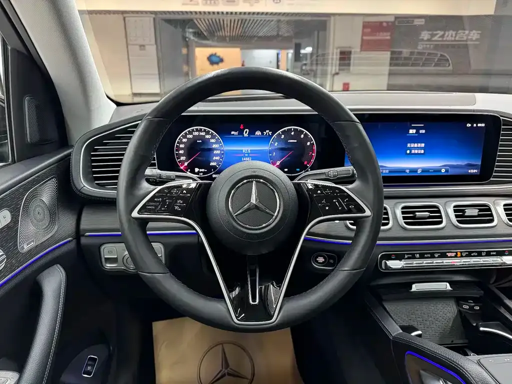 Mercedes-Benz GLE — фото 9