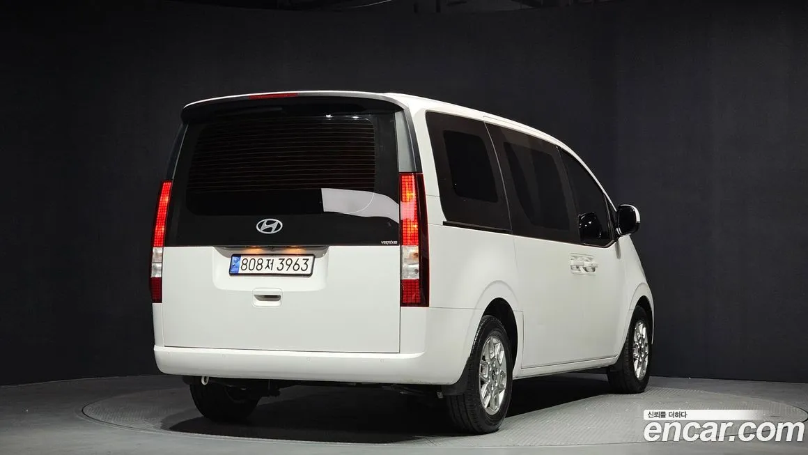 Hyundai Staria 2025 из KR, фото 3