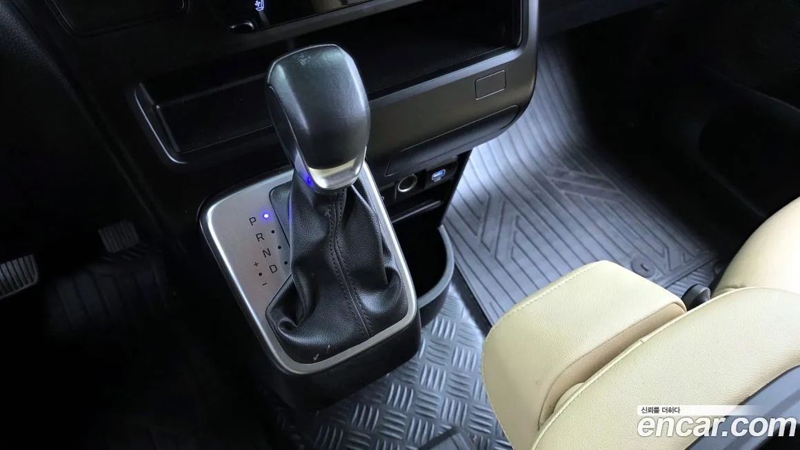 Hyundai Staria 2025 из KR, фото 6