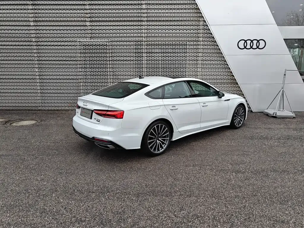 Audi A5 (Import) — фото 9