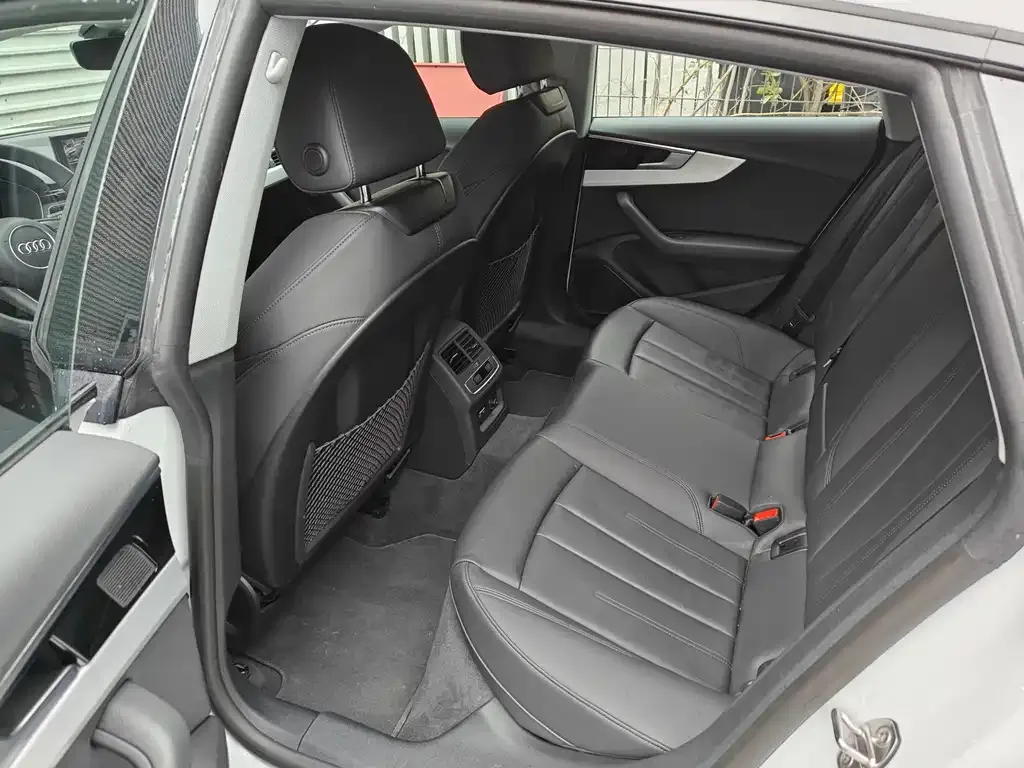Audi A5 (Import) — фото 2