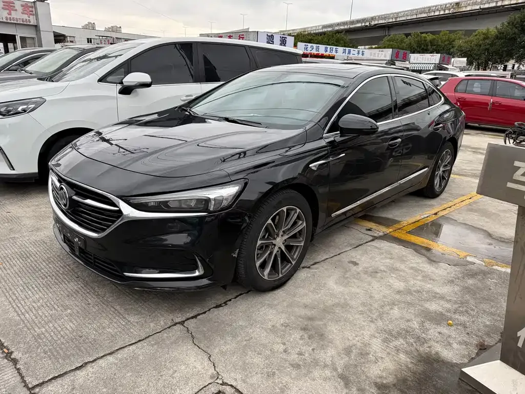 Buick LaCrosse 2022 из CN, фото 1